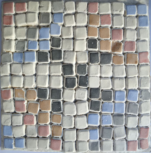 EA42 - CROIX PLUMÉE